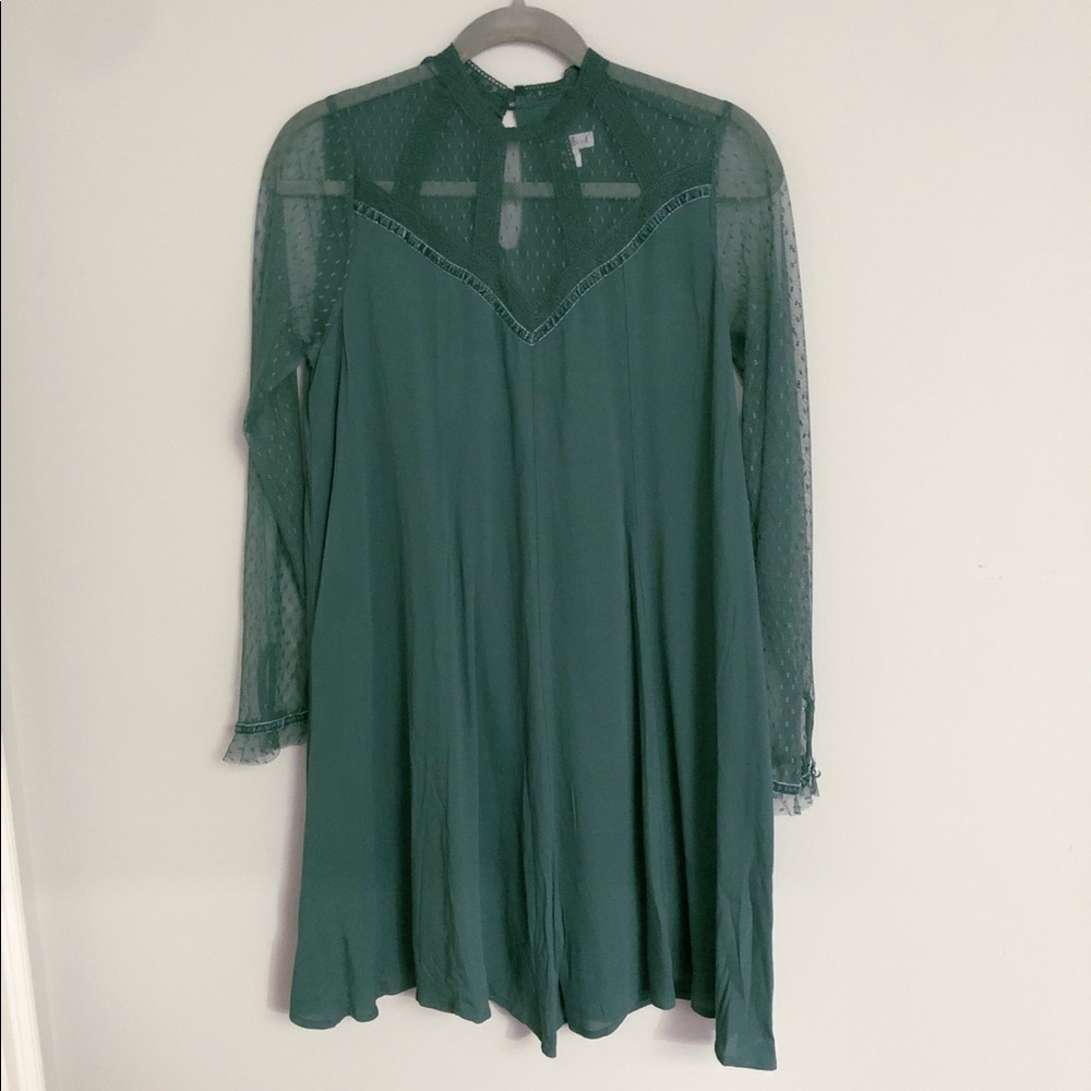 Green long sleeve lace dress